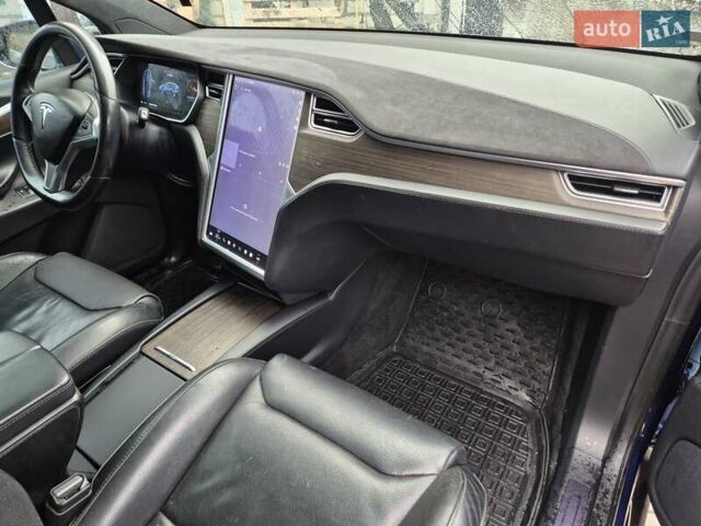Синій Тесла Модель Х, об'ємом двигуна 0 л та пробігом 179 тис. км за 17900 $, фото 16 на Automoto.ua