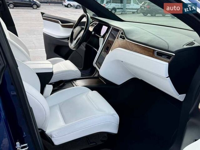 Синий Тесла Модель Х, объемом двигателя 0 л и пробегом 139 тыс. км за 18500 $, фото 22 на Automoto.ua