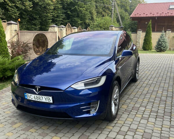 Синий Тесла Модель Х, объемом двигателя 0 л и пробегом 95 тыс. км за 28500 $, фото 2 на Automoto.ua