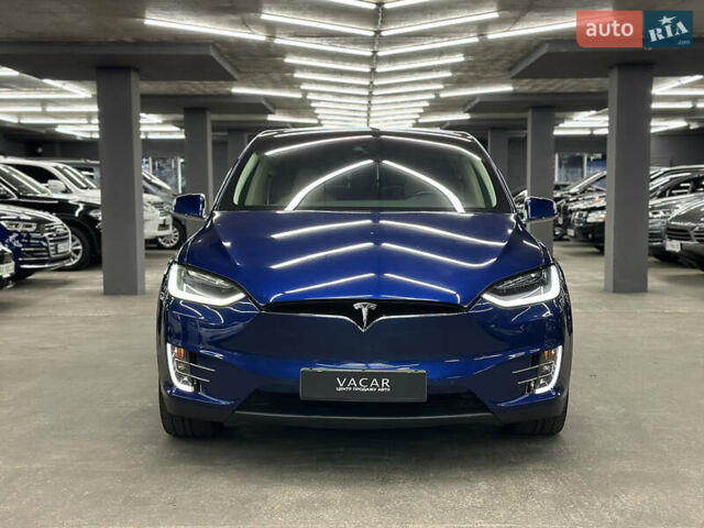 Синий Тесла Модель Х, объемом двигателя 0 л и пробегом 152 тыс. км за 28500 $, фото 1 на Automoto.ua