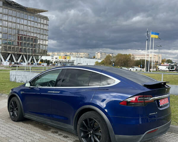 Синий Тесла Модель Х, объемом двигателя 0 л и пробегом 296 тыс. км за 18900 $, фото 21 на Automoto.ua