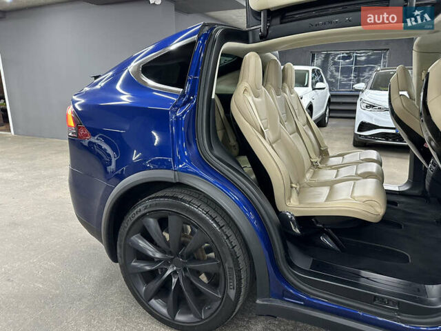 Синий Тесла Модель Х, объемом двигателя 0 л и пробегом 152 тыс. км за 28500 $, фото 37 на Automoto.ua