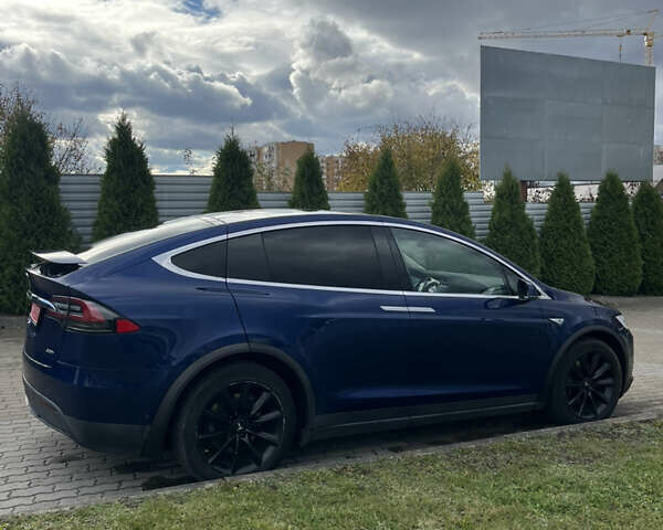 Синий Тесла Модель Х, объемом двигателя 0 л и пробегом 296 тыс. км за 18900 $, фото 10 на Automoto.ua