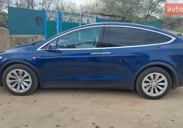 Синий Тесла Модель Х, объемом двигателя 0 л и пробегом 102 тыс. км за 21000 $, фото 4 на Automoto.ua