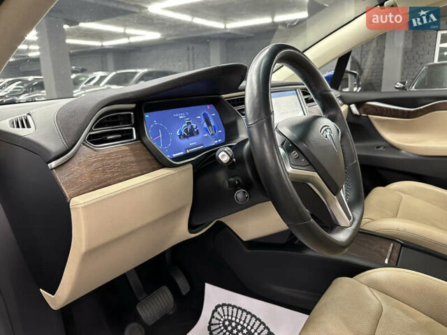 Синий Тесла Модель Х, объемом двигателя 0 л и пробегом 152 тыс. км за 28500 $, фото 21 на Automoto.ua