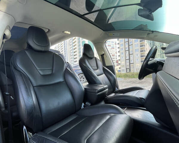 Синій Тесла Модель Х, об'ємом двигуна 0 л та пробігом 296 тис. км за 18900 $, фото 45 на Automoto.ua