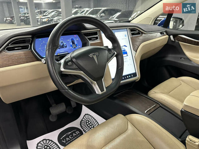 Синий Тесла Модель Х, объемом двигателя 0 л и пробегом 152 тыс. км за 28500 $, фото 18 на Automoto.ua