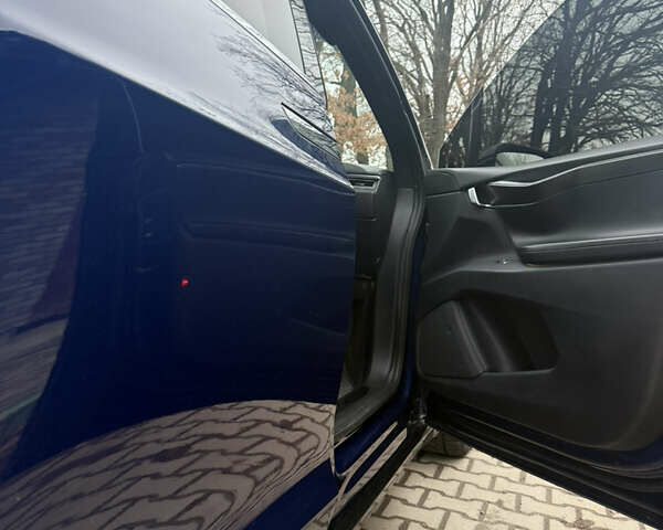 Синий Тесла Модель Х, объемом двигателя 0 л и пробегом 176 тыс. км за 23000 $, фото 9 на Automoto.ua