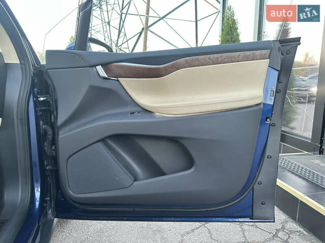Синій Тесла Модель Х, об'ємом двигуна 0 л та пробігом 123 тис. км за 26700 $, фото 24 на Automoto.ua