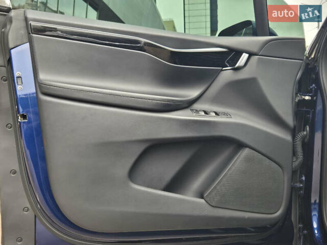 Синій Тесла Модель Х, об'ємом двигуна 0 л та пробігом 147 тис. км за 25900 $, фото 17 на Automoto.ua