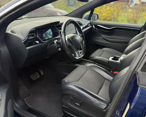 Синій Тесла Модель Х, об'ємом двигуна 0 л та пробігом 104 тис. км за 20999 $, фото 12 на Automoto.ua