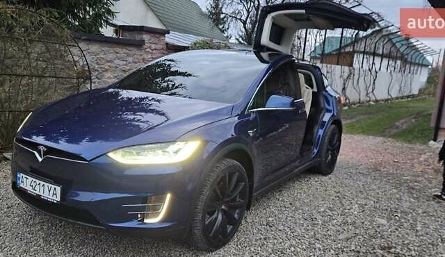 Синий Тесла Модель Х, объемом двигателя 0 л и пробегом 99 тыс. км за 27500 $, фото 3 на Automoto.ua