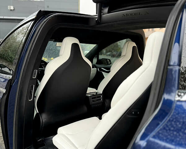Тесла Модель Х 2017 в Ужгороде на Automoto.ua Синий Тесла Модель Х, объемом двигателя 0 л и пробегом 170 тыс. км за 24500 $, фото 15 на Automoto.ua