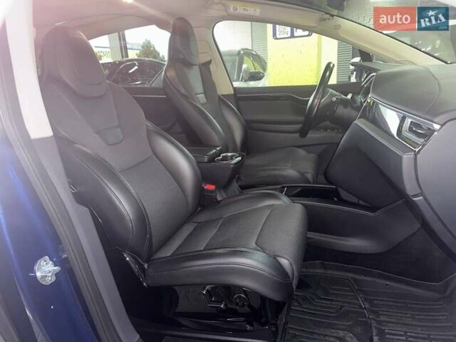 Синий Тесла Модель Х, объемом двигателя 0 л и пробегом 108 тыс. км за 20990 $, фото 11 на Automoto.ua