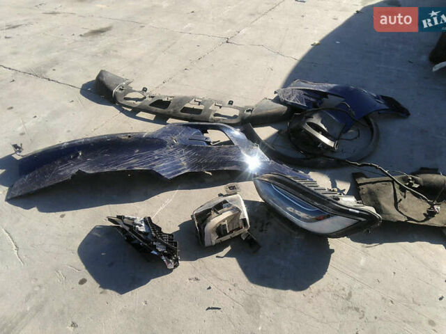 Синий Тесла Модель Х, объемом двигателя 0 л и пробегом 130 тыс. км за 20000 $, фото 20 на Automoto.ua