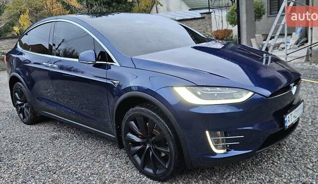 Синий Тесла Модель Х, объемом двигателя 0 л и пробегом 99 тыс. км за 27500 $, фото 13 на Automoto.ua