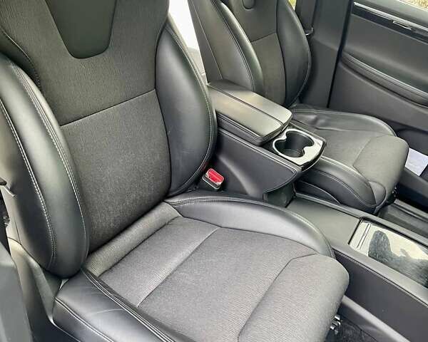 Синій Тесла Модель Х, об'ємом двигуна 0 л та пробігом 195 тис. км за 21500 $, фото 17 на Automoto.ua