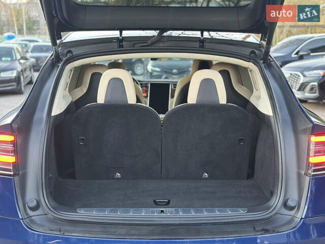 Синій Тесла Модель Х, об'ємом двигуна 0 л та пробігом 123 тис. км за 26700 $, фото 11 на Automoto.ua