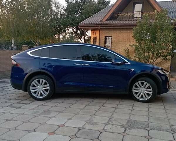 Тесла Модель Х 2017 в Каменское - Днепродзержинск на Automoto.ua Синий Тесла Модель Х, объемом двигателя 0 л и пробегом 120 тыс. км за 30000 $, фото 24 на Automoto.ua
