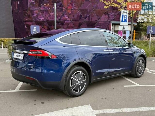 Синий Тесла Модель Х, объемом двигателя 0 л и пробегом 108 тыс. км за 20990 $, фото 5 на Automoto.ua