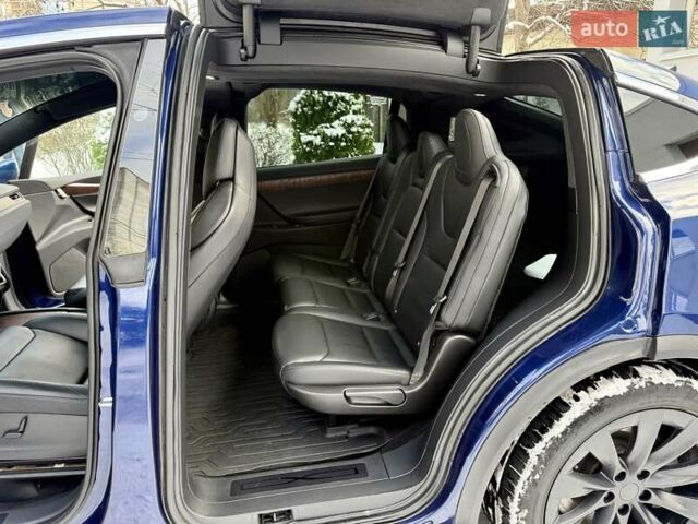 Синій Тесла Модель Х, об'ємом двигуна 0 л та пробігом 200 тис. км за 20900 $, фото 47 на Automoto.ua