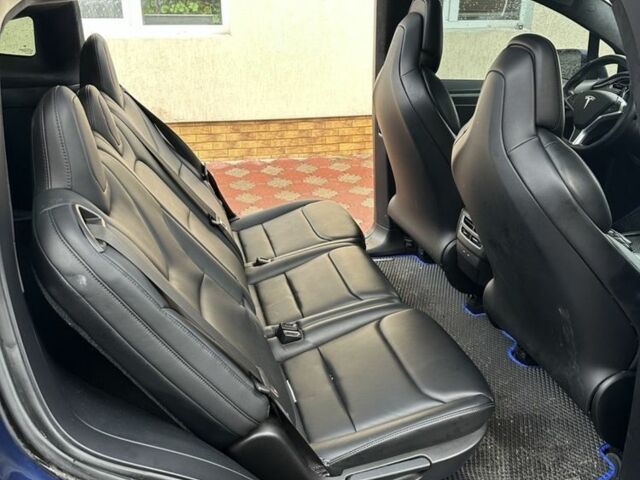 Синий Тесла Модель Х, объемом двигателя 0 л и пробегом 120 тыс. км за 30000 $, фото 3 на Automoto.ua