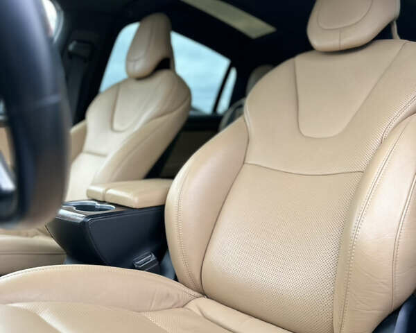 Синий Тесла Модель Х, объемом двигателя 0 л и пробегом 84 тыс. км за 31000 $, фото 24 на Automoto.ua
