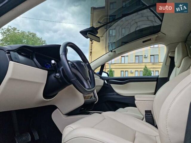Синий Тесла Модель Х, объемом двигателя 0 л и пробегом 126 тыс. км за 27800 $, фото 7 на Automoto.ua
