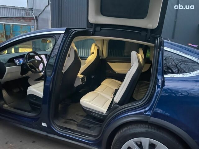 Синій Тесла Модель Х, об'ємом двигуна 0 л та пробігом 105 тис. км за 34190 $, фото 18 на Automoto.ua