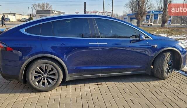 Синий Тесла Модель Х, объемом двигателя 0 л и пробегом 115 тыс. км за 29000 $, фото 10 на Automoto.ua