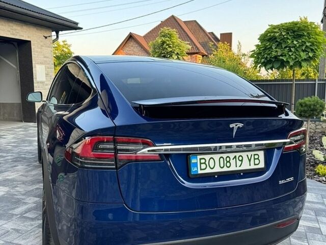 Синий Тесла Модель Х, объемом двигателя 0 л и пробегом 56 тыс. км за 33500 $, фото 5 на Automoto.ua