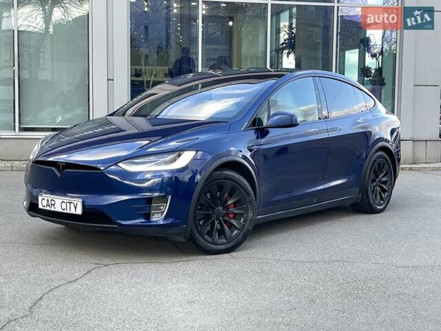 Синий Тесла Модель Х, объемом двигателя 0 л и пробегом 219 тыс. км за 33500 $, фото 2 на Automoto.ua