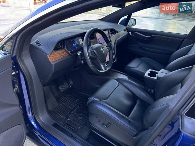 Синий Тесла Модель Х, объемом двигателя 0 л и пробегом 66 тыс. км за 34500 $, фото 12 на Automoto.ua