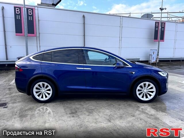 Синий Тесла Модель Х, объемом двигателя 100 л и пробегом 66 тыс. км за 34500 $, фото 8 на Automoto.ua