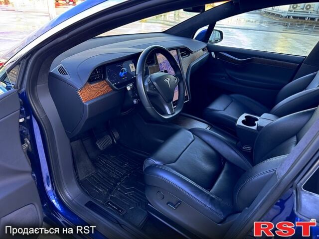 Синий Тесла Модель Х, объемом двигателя 100 л и пробегом 66 тыс. км за 34500 $, фото 12 на Automoto.ua