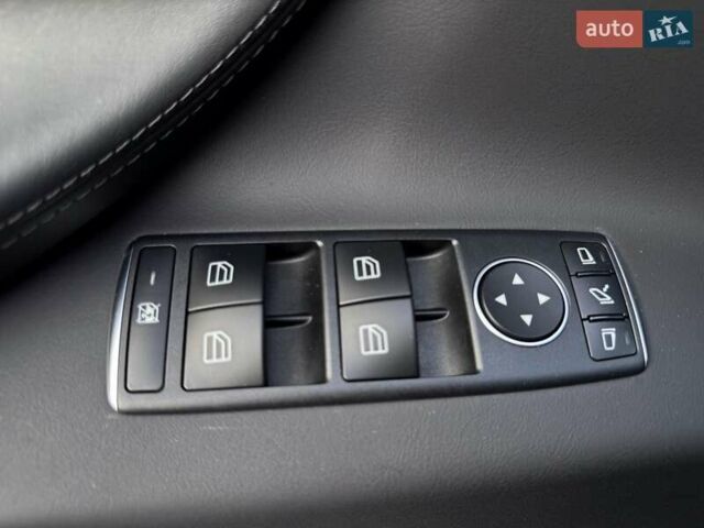 Синий Тесла Модель Х, объемом двигателя 0 л и пробегом 66 тыс. км за 34500 $, фото 57 на Automoto.ua