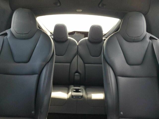 Синий Тесла Модель Х, объемом двигателя 0 л и пробегом 72 тыс. км за 18000 $, фото 9 на Automoto.ua