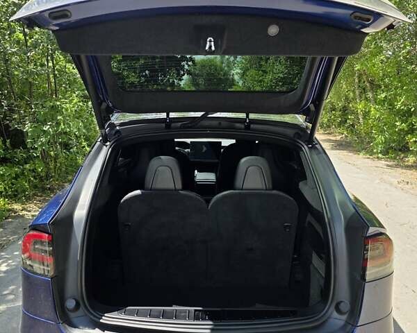 Синій Тесла Модель Х, об'ємом двигуна 0 л та пробігом 82 тис. км за 41000 $, фото 5 на Automoto.ua