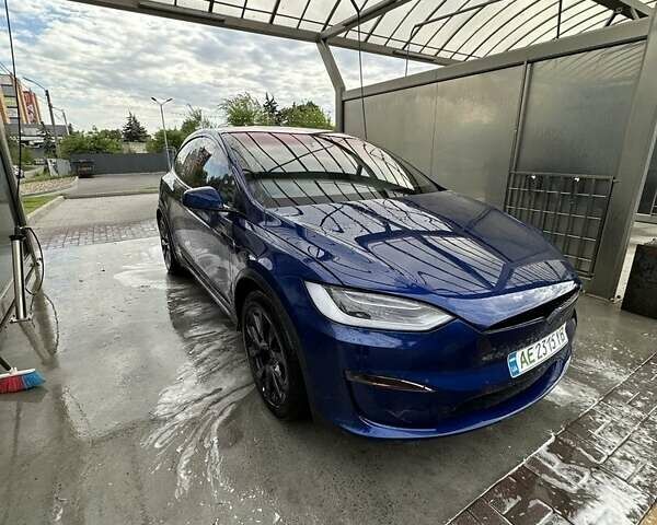Синий Тесла Модель Х, объемом двигателя 0 л и пробегом 22 тыс. км за 52000 $, фото 5 на Automoto.ua