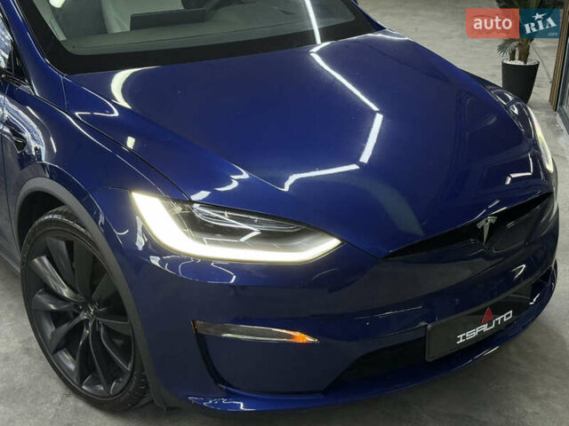 Синий Тесла Модель Х, объемом двигателя 0 л и пробегом 29 тыс. км за 47900 $, фото 2 на Automoto.ua