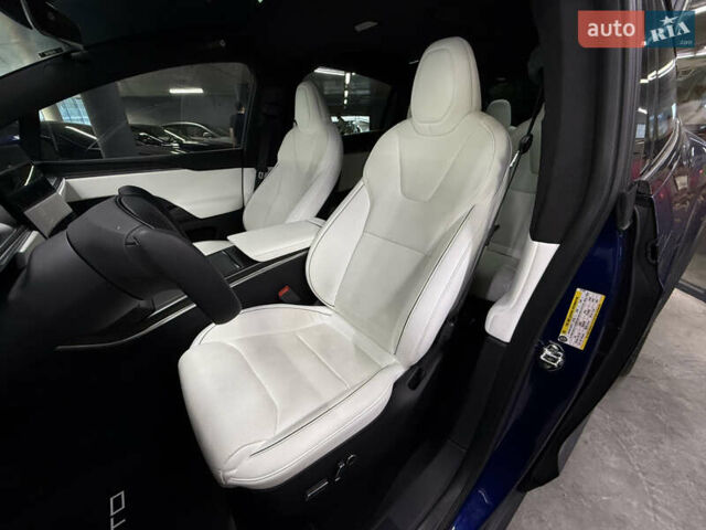 Синий Тесла Модель Х, объемом двигателя 0 л и пробегом 29 тыс. км за 47900 $, фото 18 на Automoto.ua