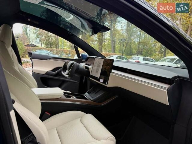 Синий Тесла Модель Х, объемом двигателя 0 л и пробегом 60 тыс. км за 39900 $, фото 15 на Automoto.ua