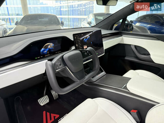Синий Тесла Модель Х, объемом двигателя 0 л и пробегом 29 тыс. км за 54500 $, фото 19 на Automoto.ua
