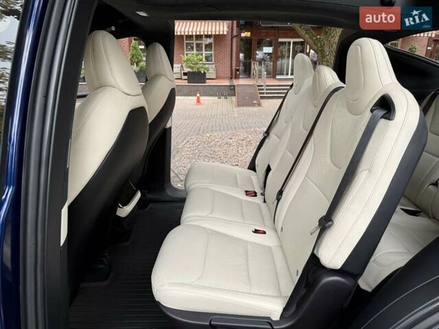 Синий Тесла Модель Х, объемом двигателя 0 л и пробегом 60 тыс. км за 39900 $, фото 32 на Automoto.ua