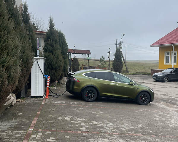 Зелений Тесла Модель Х, об'ємом двигуна 0 л та пробігом 145 тис. км за 49999 $, фото 10 на Automoto.ua