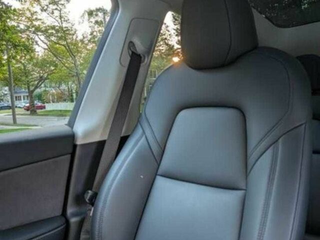 Білий Тесла Родстер, об'ємом двигуна 0 л та пробігом 30 тис. км за 15000 $, фото 10 на Automoto.ua