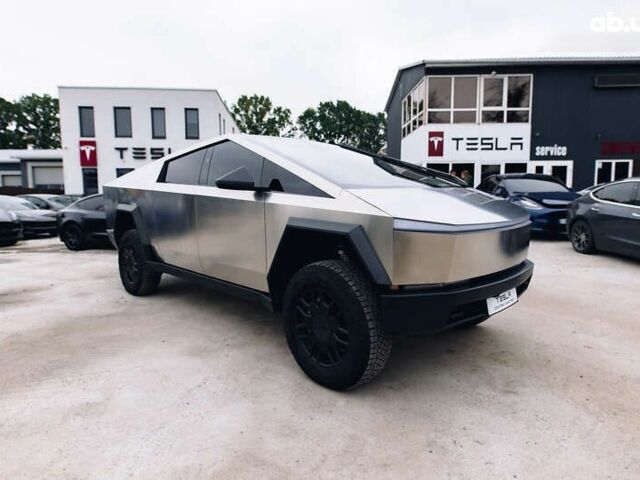Тесла Cybertruck 2024 в Виннице на Automoto.ua Тесла Cybertruck, объемом двигателя 0 л и пробегом 13 тыс. км за 99000 $, фото 2 на Automoto.ua