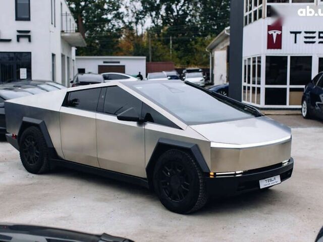 Тесла Cybertruck 2024 в Виннице на Automoto.ua Тесла Cybertruck, объемом двигателя 0 л и пробегом 13 тыс. км за 99000 $, фото 4 на Automoto.ua