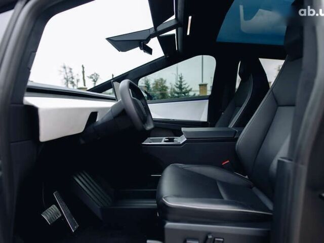 Тесла Cybertruck 2024 в Виннице на Automoto.ua Тесла Cybertruck, объемом двигателя 0 л и пробегом 13 тыс. км за 99000 $, фото 8 на Automoto.ua