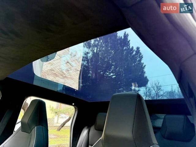 Сірий Тесла Cybertruck, об'ємом двигуна 0 л та пробігом 3 тис. км за 104800 $, фото 22 на Automoto.ua